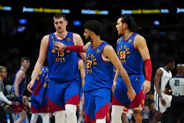 12月28日魔术VS掘金前瞻：卫冕冠军势头正盛，魔术客场挑战寻求复仇