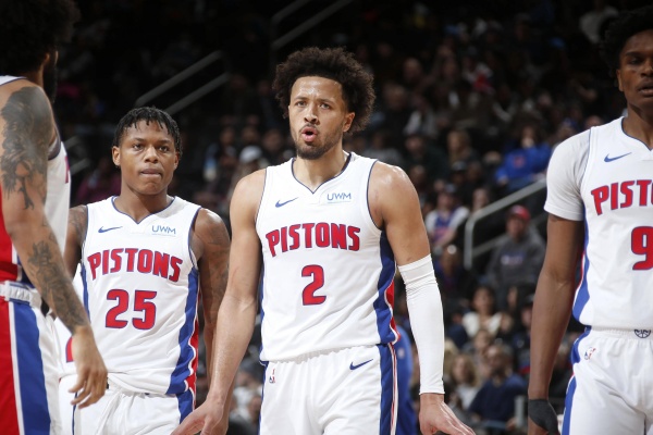 坎宁安27+12主导逆转 残阵活塞客场胜骑士巩固东部第一